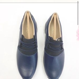 Vionic Carmen Leather Casual Supportive Lace Up Oxford Sneaker: Navy Blue/Black